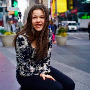 Meet your Posher, Delaney